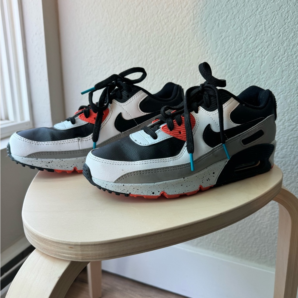 Nike AirMax sneakers